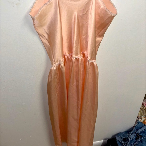 Pale Orange Vintage Dress with Flower Embroidery - Picture 3 of 3